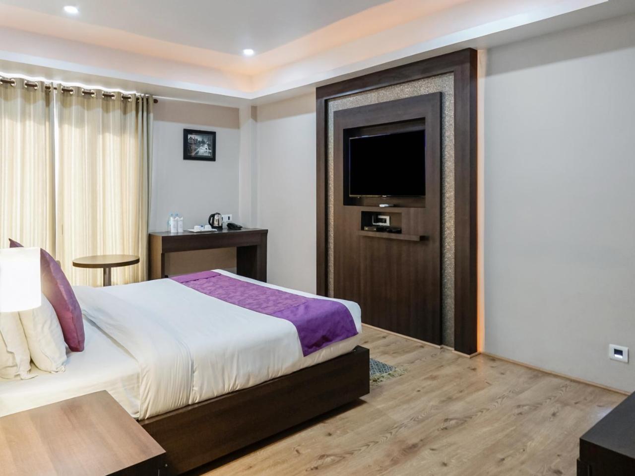 Treebo Tryst The Kalyaniz Guwahati Zewnętrze zdjęcie