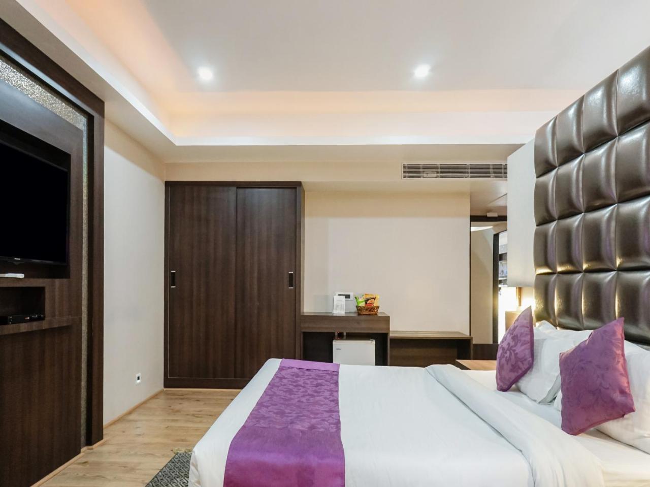 Treebo Tryst The Kalyaniz Guwahati Zewnętrze zdjęcie